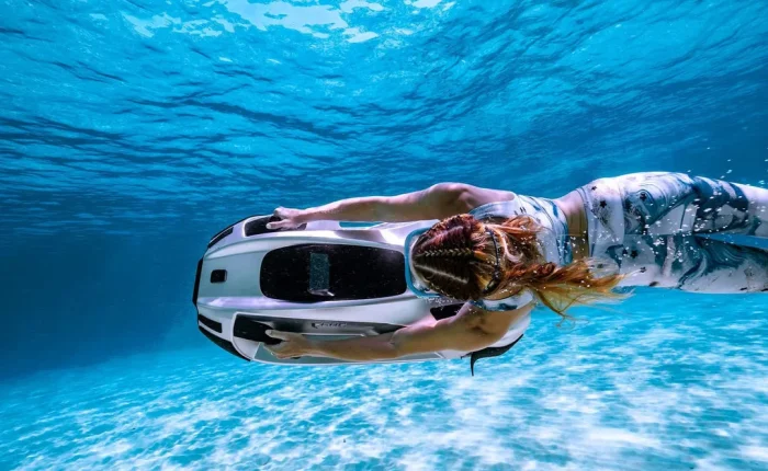 Lord Howe underwater scooter