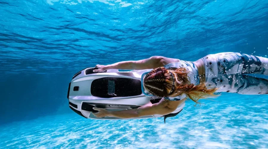 Lord Howe underwater scooter