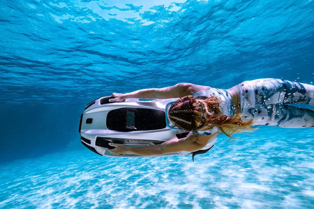 Lord Howe underwater scooter